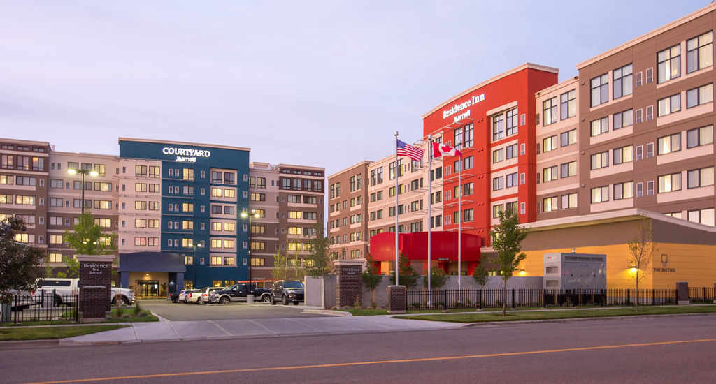 Hotel Courtyard By Marriott Calgary South Exteriér fotografie